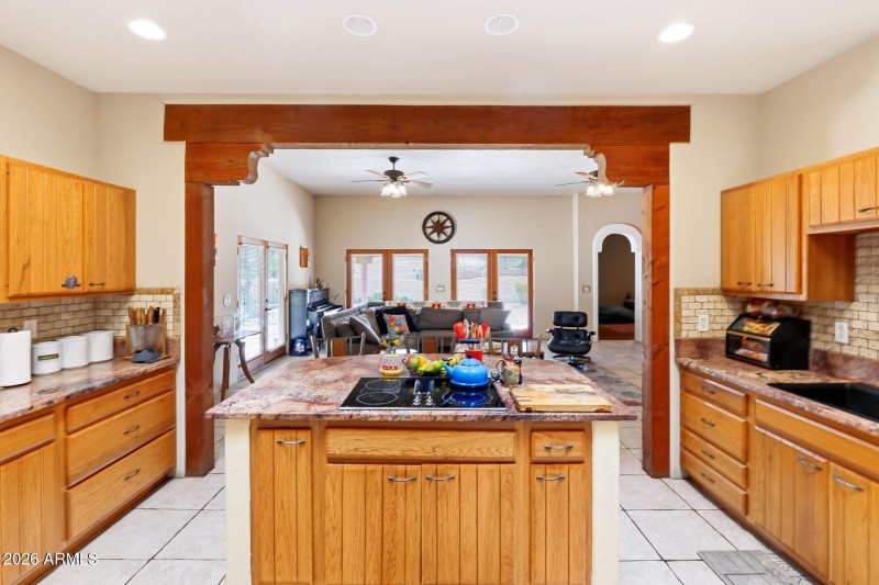 4154 South Polpio Way-081091