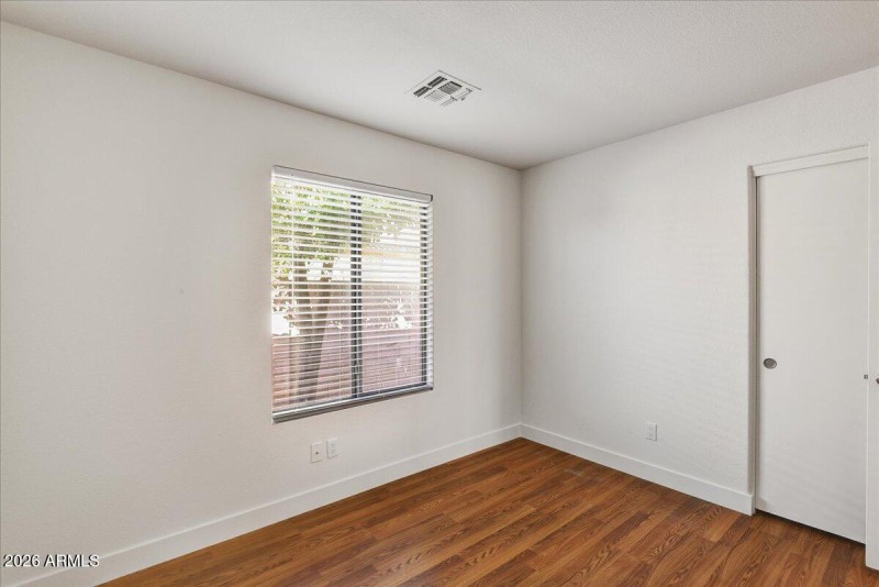 11-Bedroom