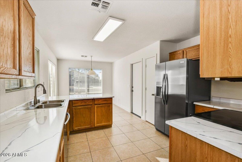 05-Kitchen