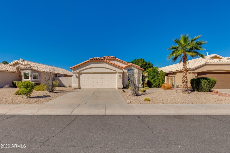Welcome to 9750 W Tonopah Dr