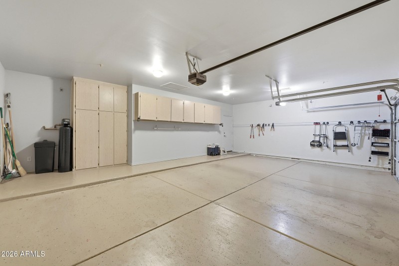 Garage (2)