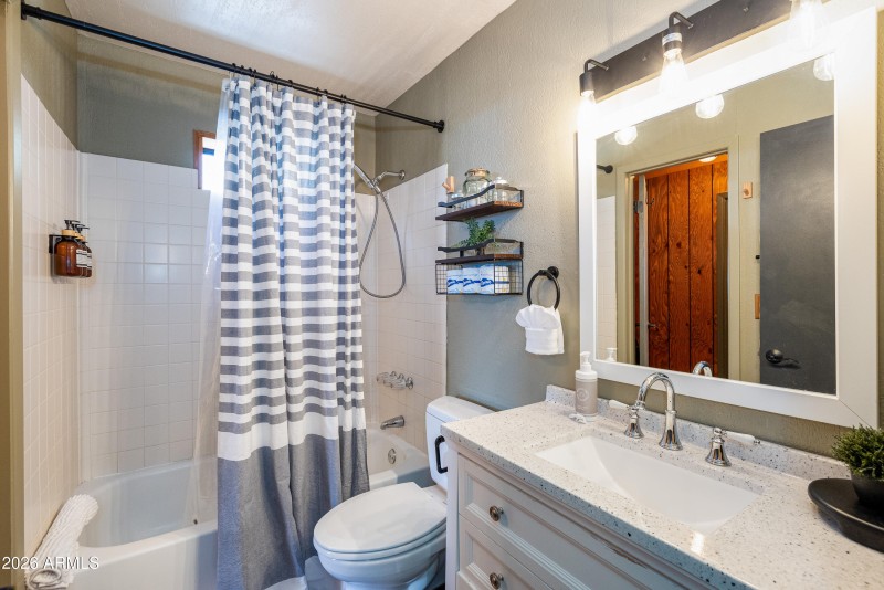 Bathroom #2- Main level Hall Access
