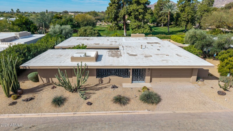34 Lincoln Aerials