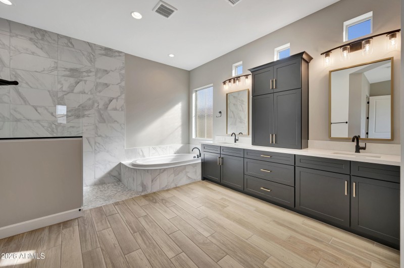 Homesite439-013
