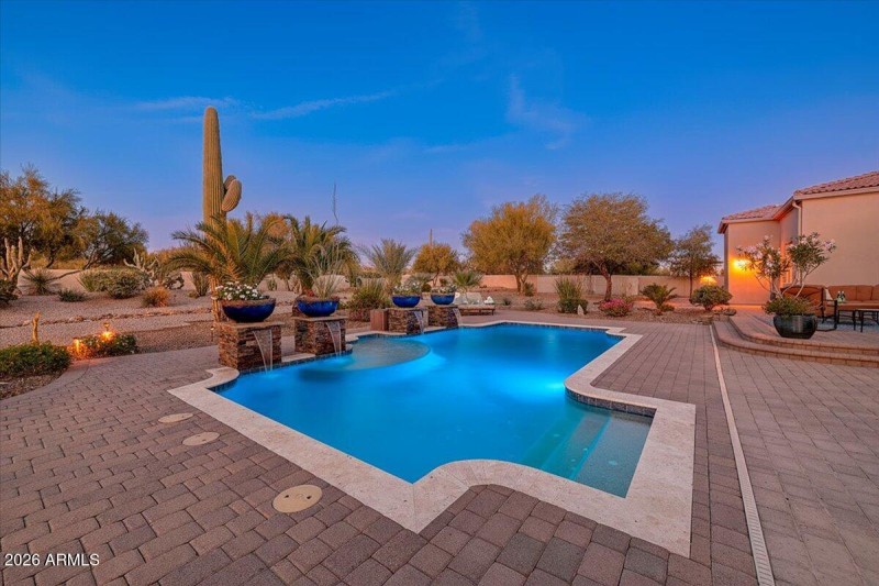 Pool & Yard