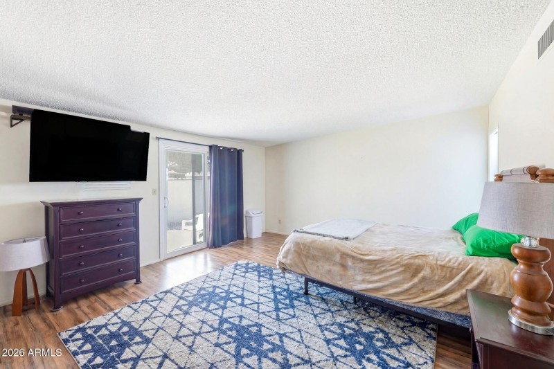 2816 Calle Parkway-081144