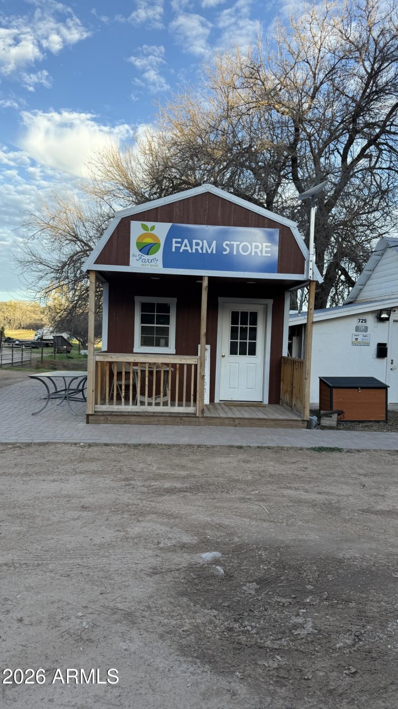 Cliffside Market