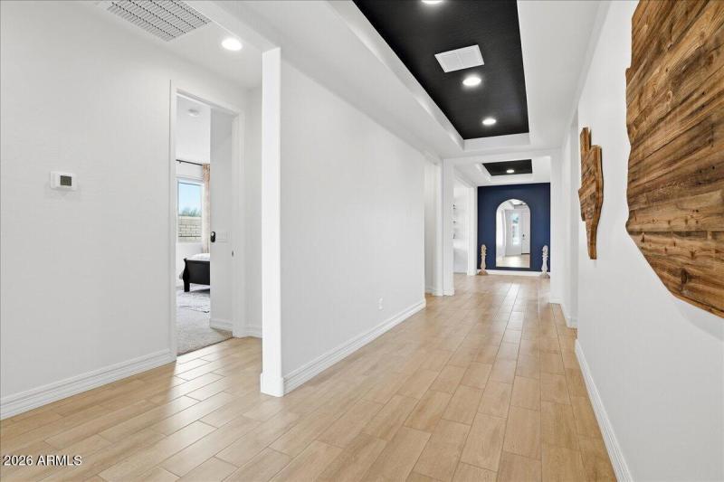 13-Foyer
