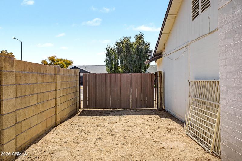 Front RV gate
