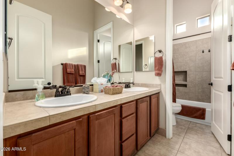 40 - Ironwood 10326