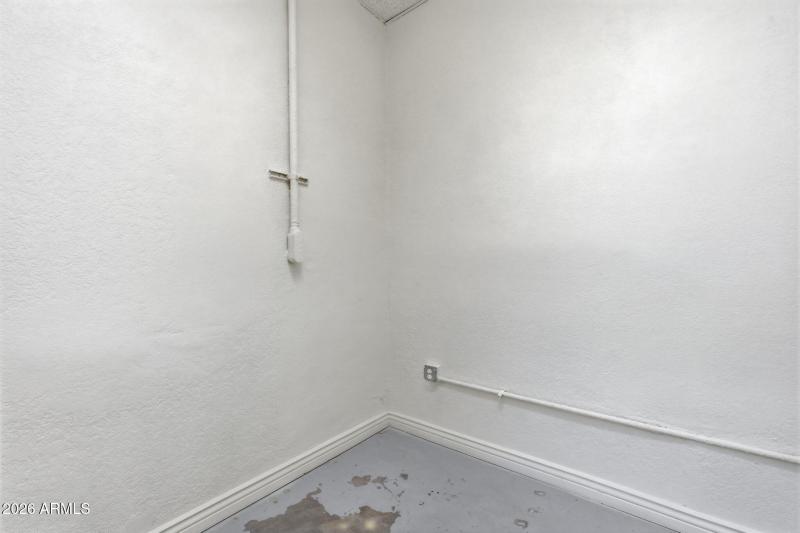 Back Storage Unit