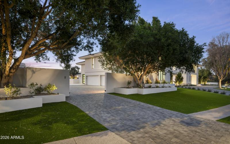 7780 E Vaquero Dr -12
