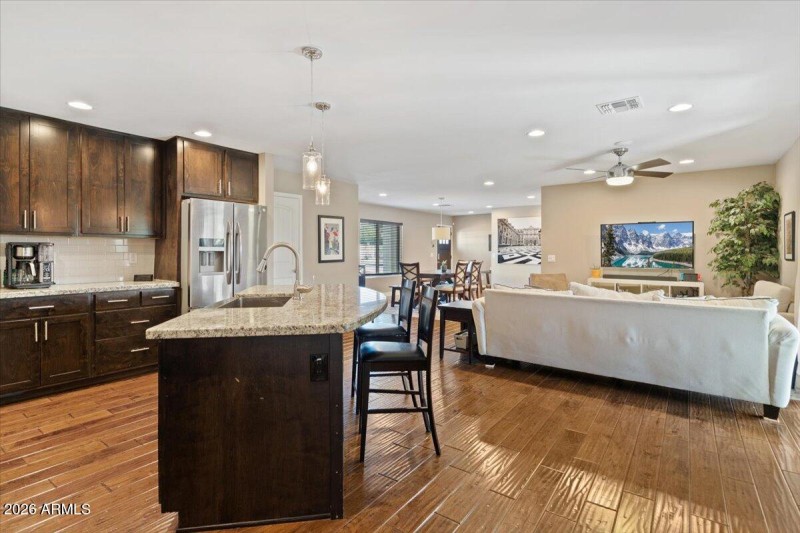07-Kitchen
