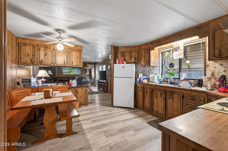 11_6607_W_Camino_De_La_Campana_Ave11_mls