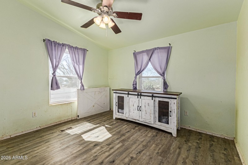 Guest Bedroom 1