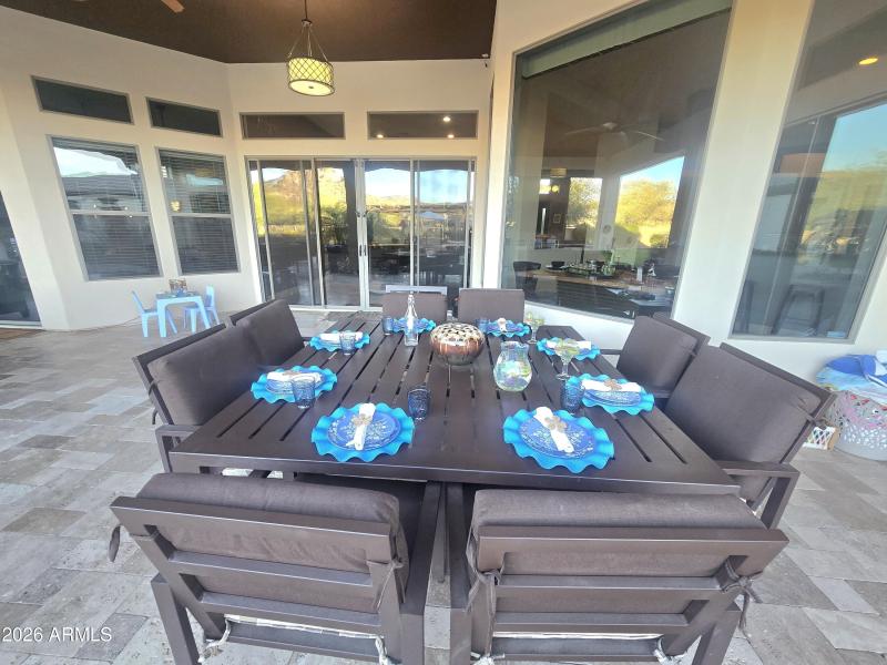 outside dining