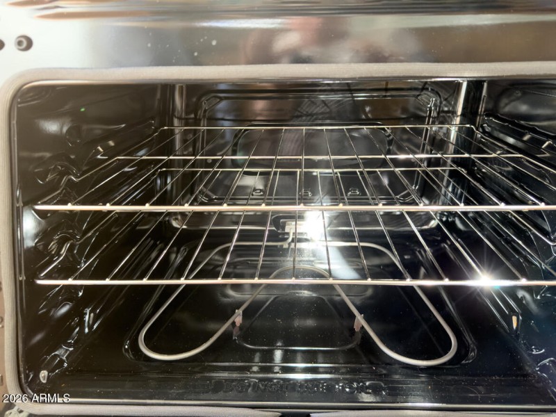 5995 N 78 Oven_5939