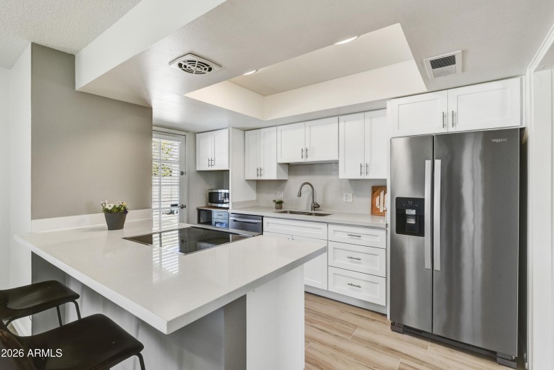 008_Kitchen