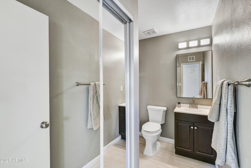 017_Bathroom