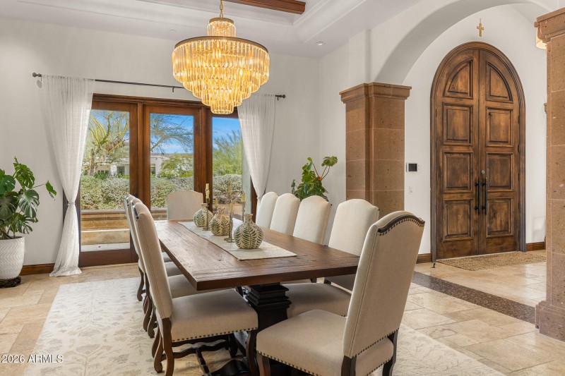 08formal dining