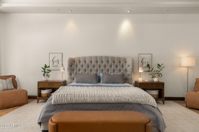 20primary bedroom2