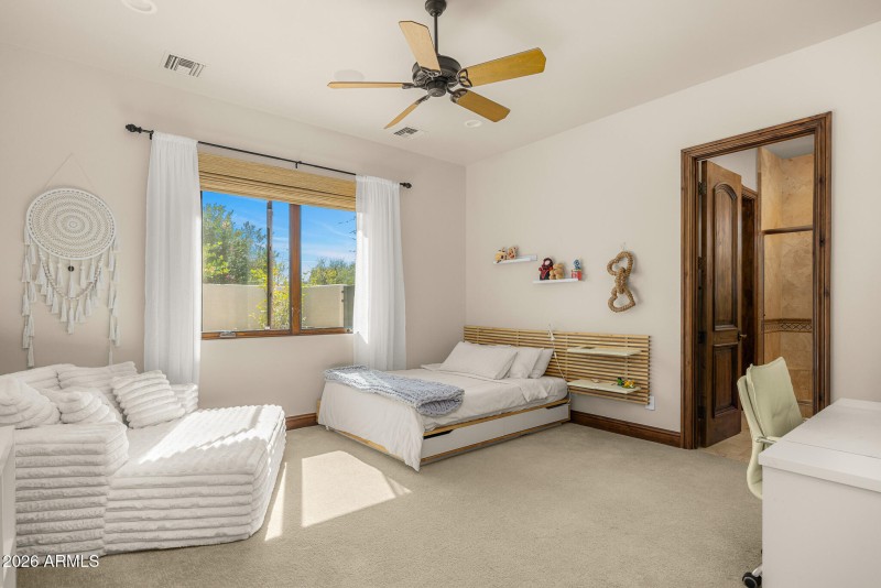 31guest bedroom3