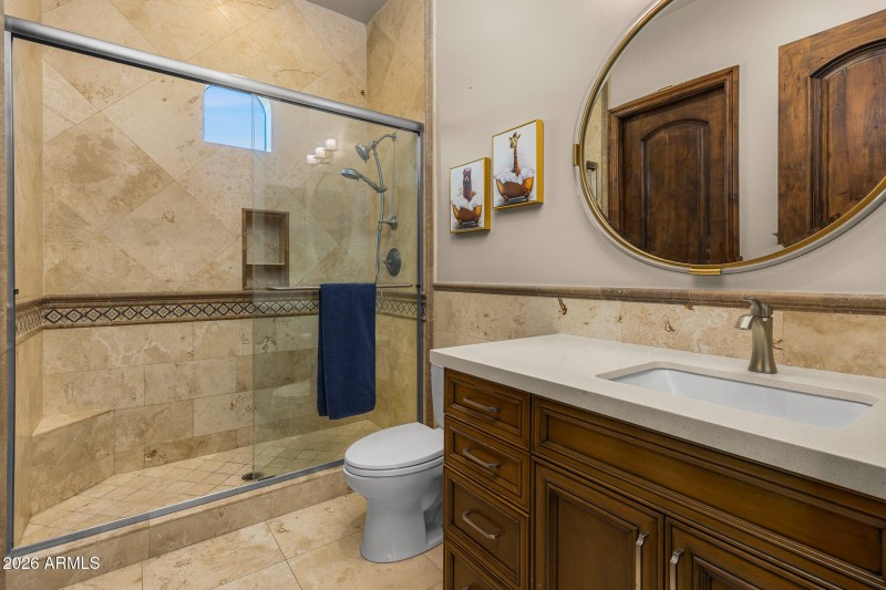32guest bathroom3