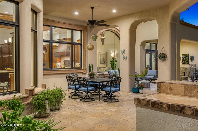 58outdoor dining and bbq lounge_twilight