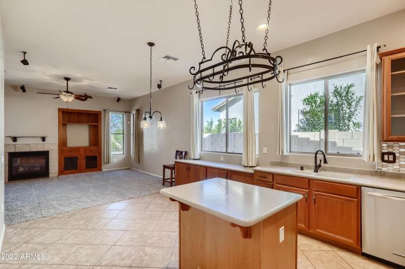 12 Kitchen
