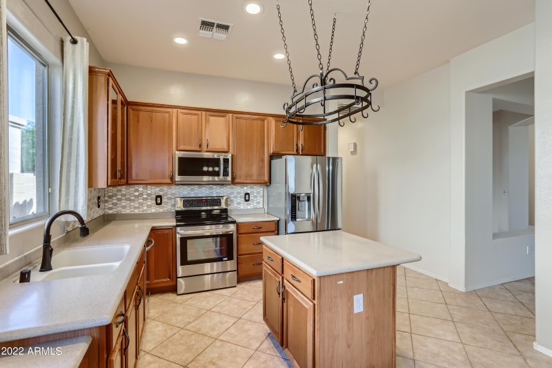 14 Kitchen