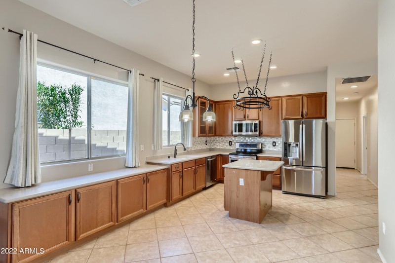 15 Kitchen