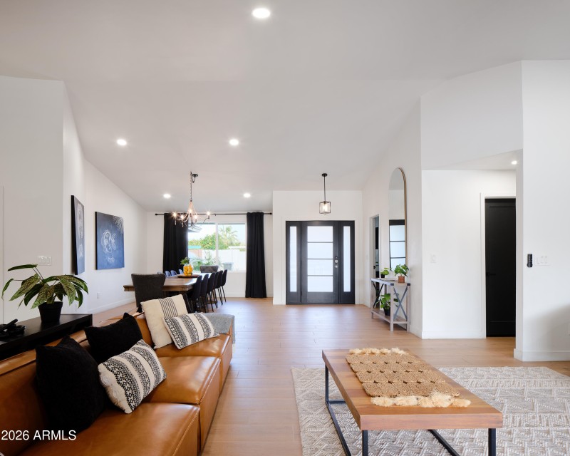 PropertyImageCo_15218N61stSt_WEB_49