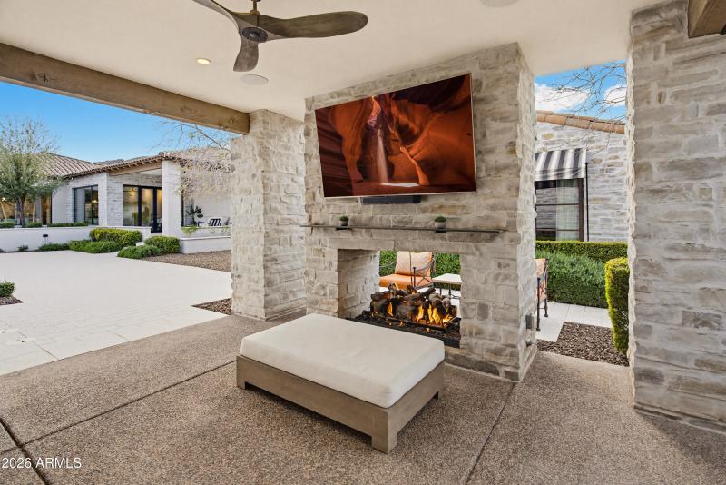 6210 E Keim Dr-99