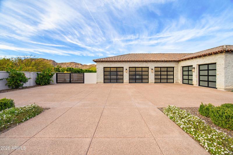6210 E Keim Dr-104