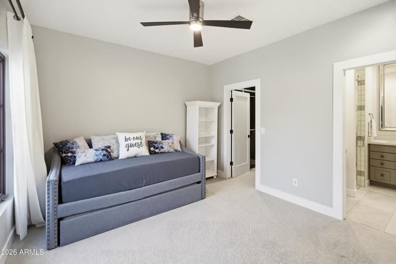 6210 E Keim Dr-5