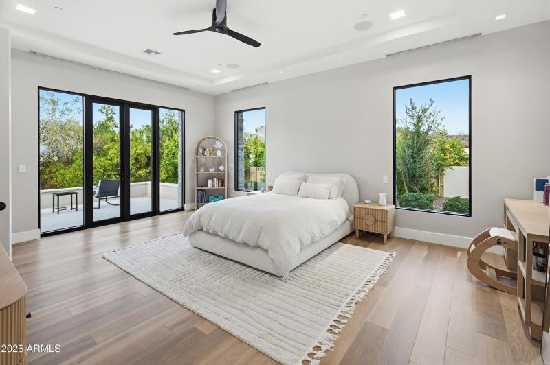 6210 E Keim Dr-42