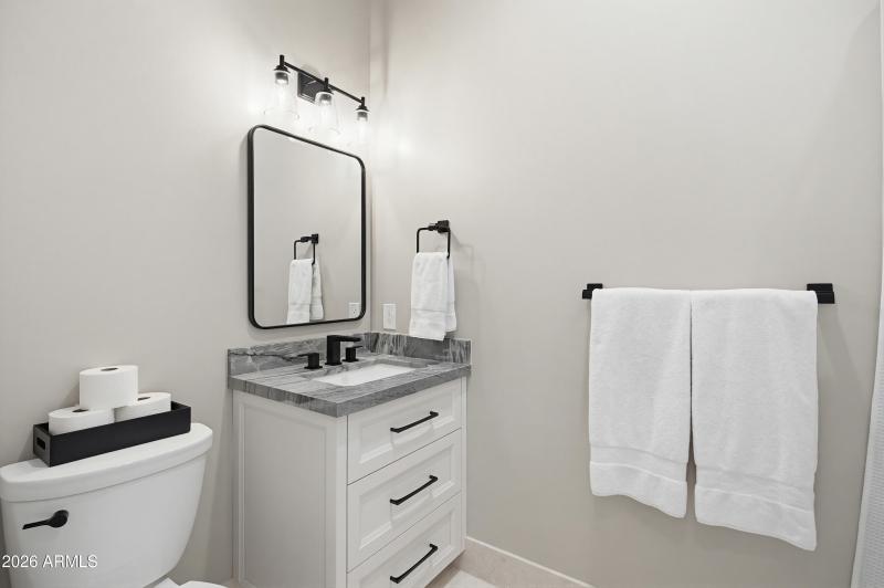 6210 E Keim Dr-48
