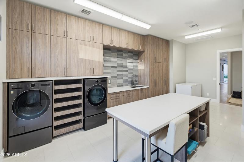 6210 E Keim Dr-52