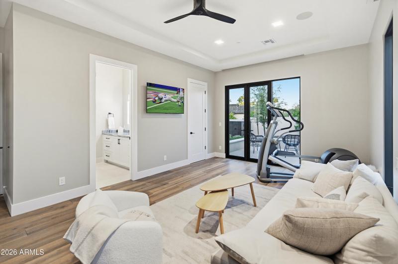 6210 E Keim Dr-54