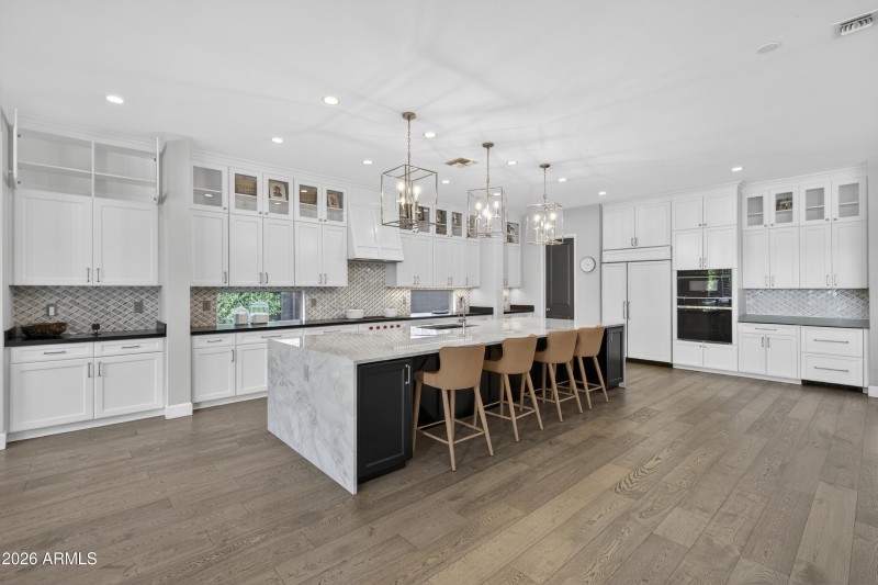 All kitchen applicances included