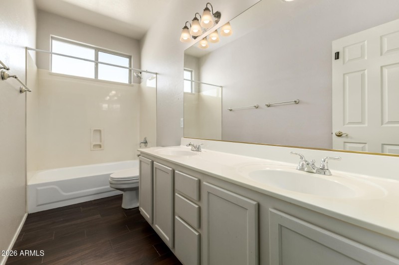 32 14th Upstairs 2nd Bathroom