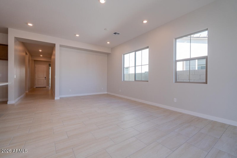 Tri Pointe Waterston Central 65 - Dining