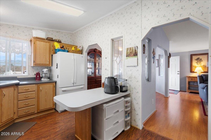 16-Kitchen