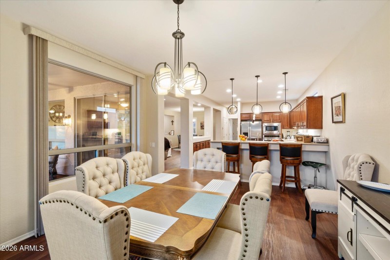 Dining Space w Open Kitchen Connection