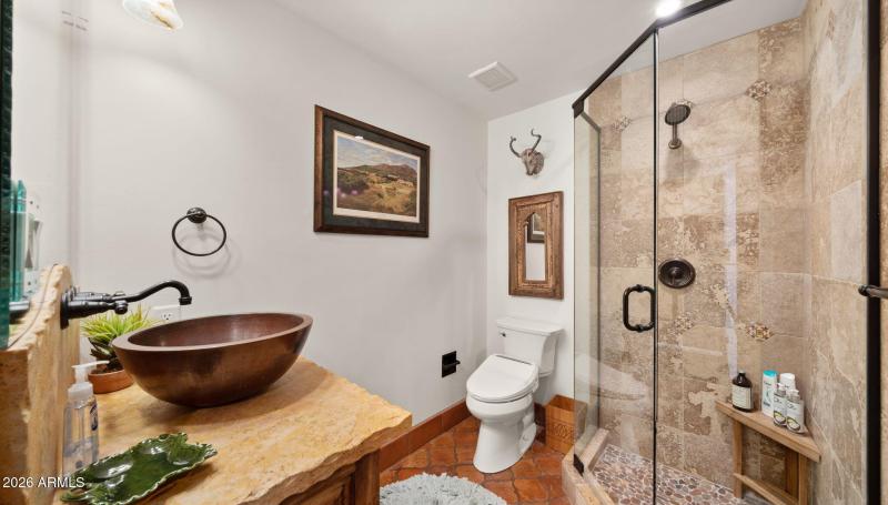 40-web-or-mls-Full Bathroom Two