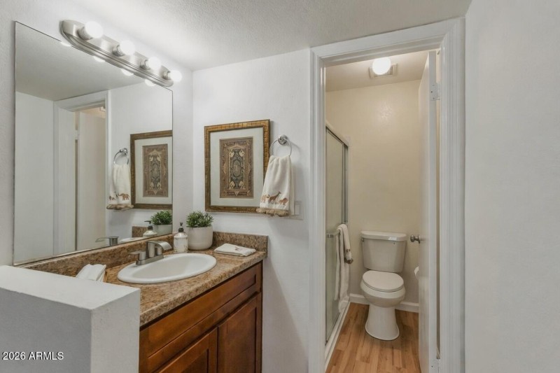 6-bathroom1