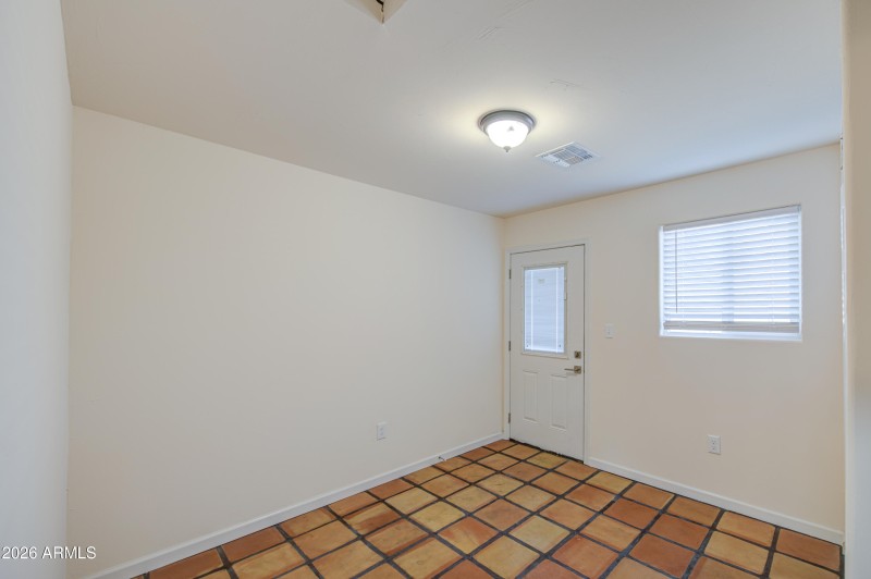 Bedroom 1-pic 1