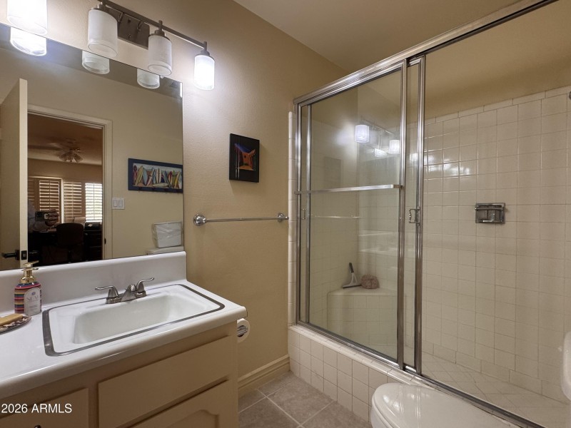 2nd bathroom