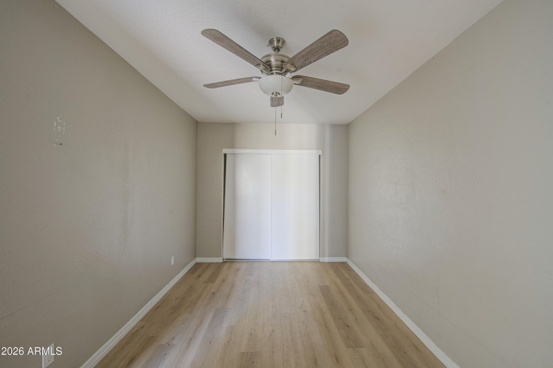 Bedroom 5-pic 1