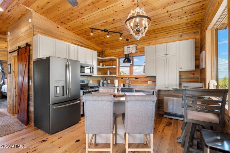 11-Kitchen